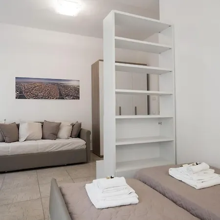 Flats4rent Orazio ורונה