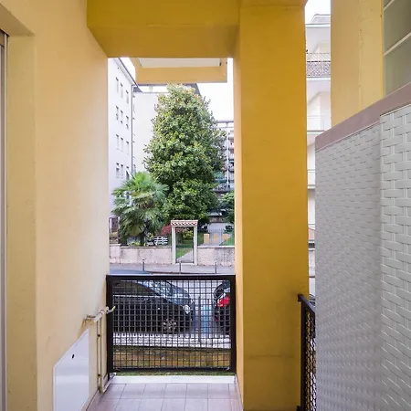 Flats4rent Orazio * ורונה