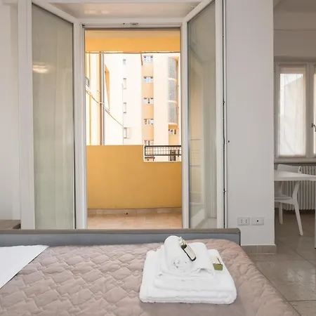 Flats4rent Orazio דירה