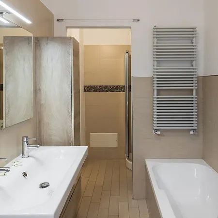 Flats4rent Orazio דירה